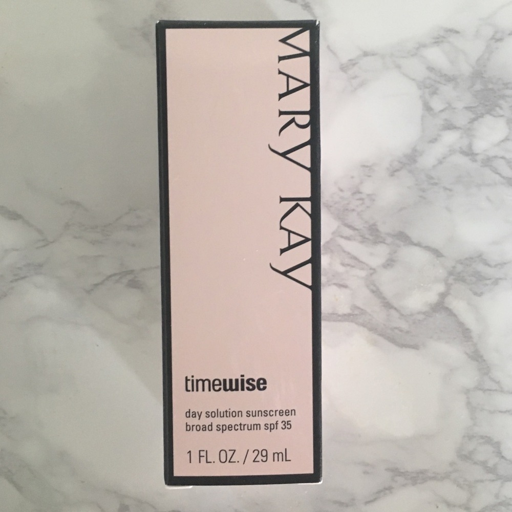 ✨ TimeWise Day Solution Sunscreen by MK ✨